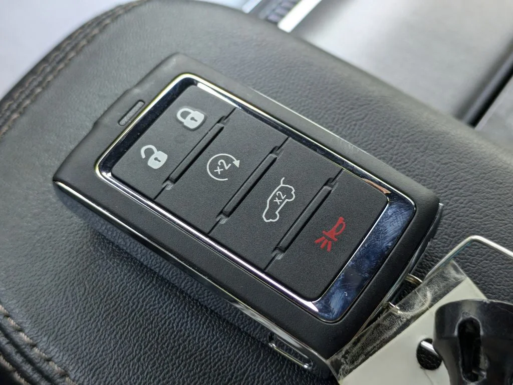Used 2024 Riverrock Green Jeep Series II image 34
