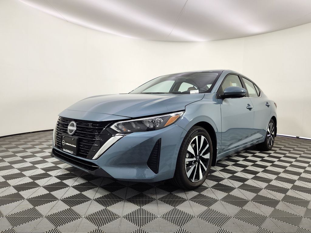 2025 Nissan Sentra SV CVT's photo