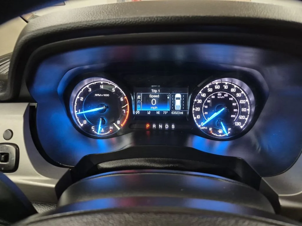 Used 2021 Oxford White Ford XLT image 23