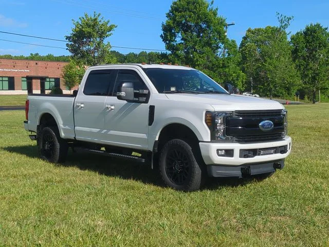 Used 2019 White Ford Lariat image 15