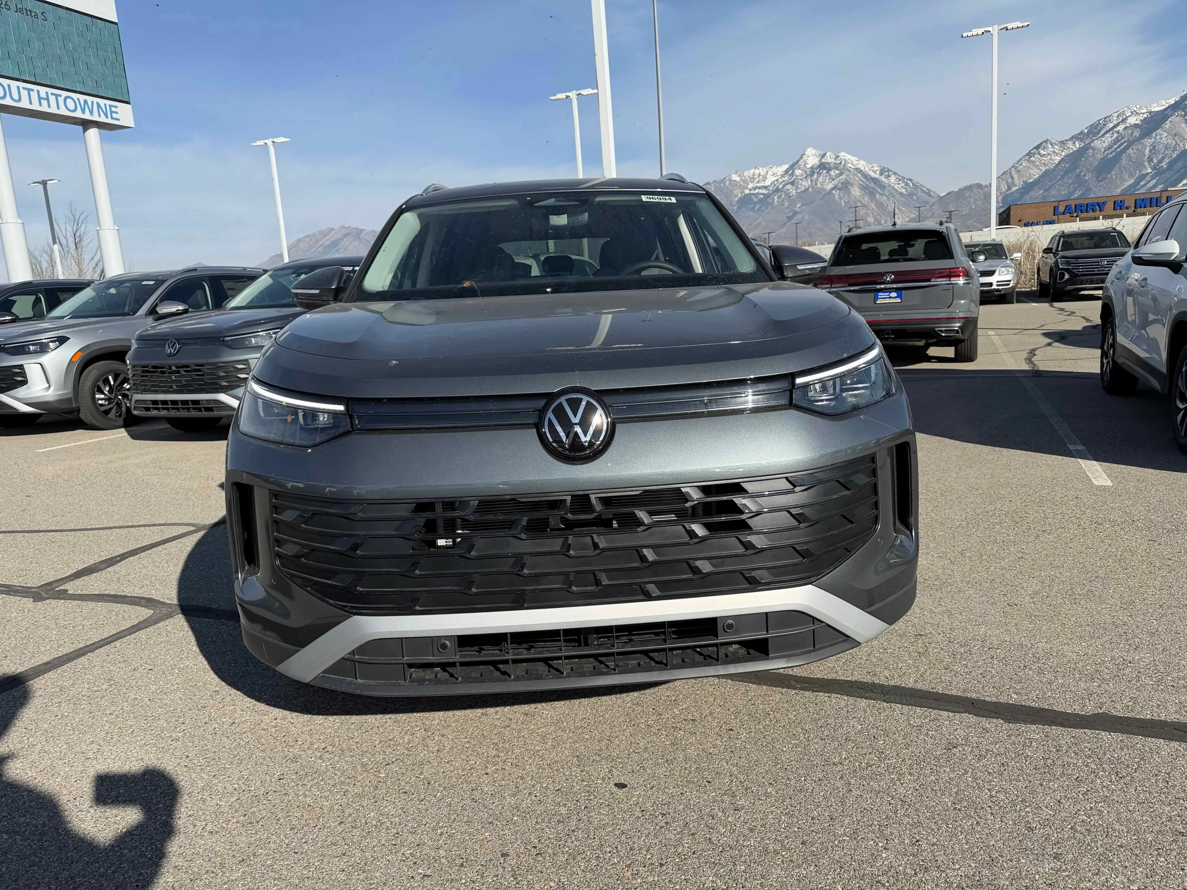 New 2026 Platinum Gray Volkswagen SE image 10