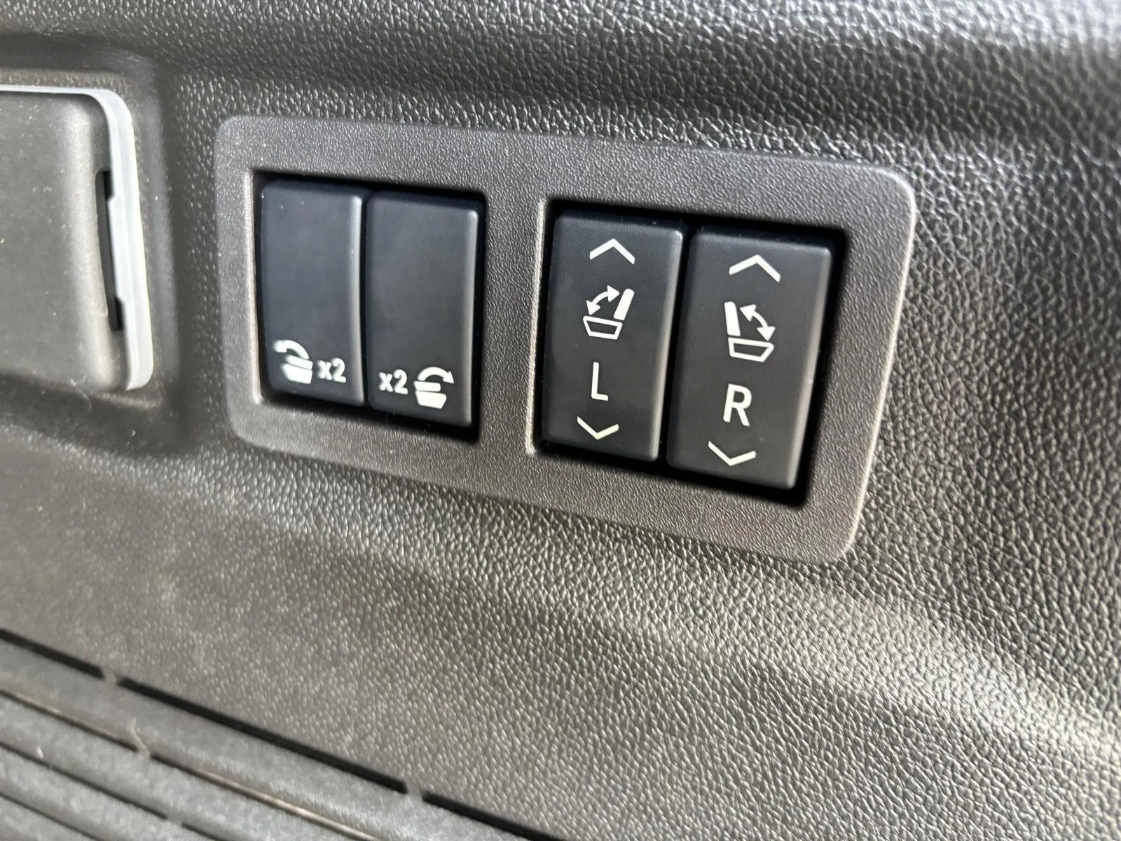 Used 2025 Black Chevrolet RST image 39