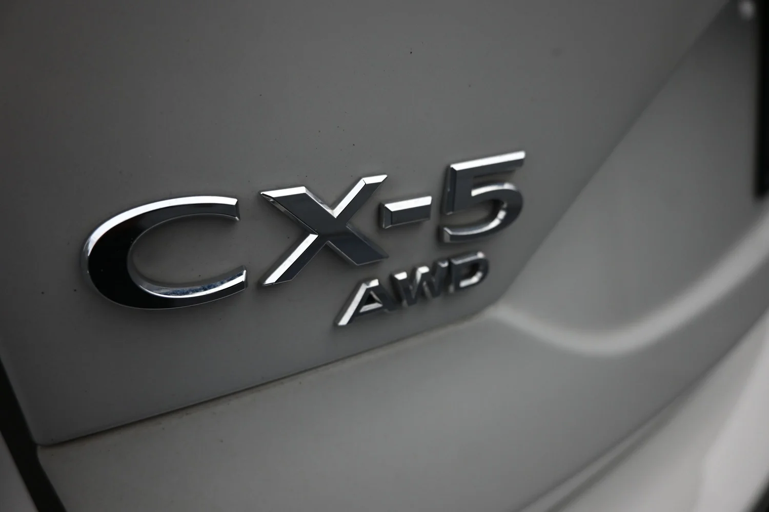 Used 2024 White Mazda 2.5 Turbo Premium image 25