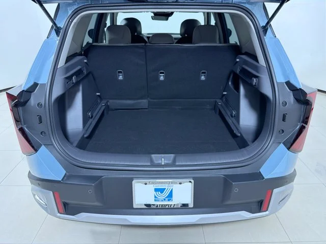 New 2027 FROST BLUE Kia LX image 11