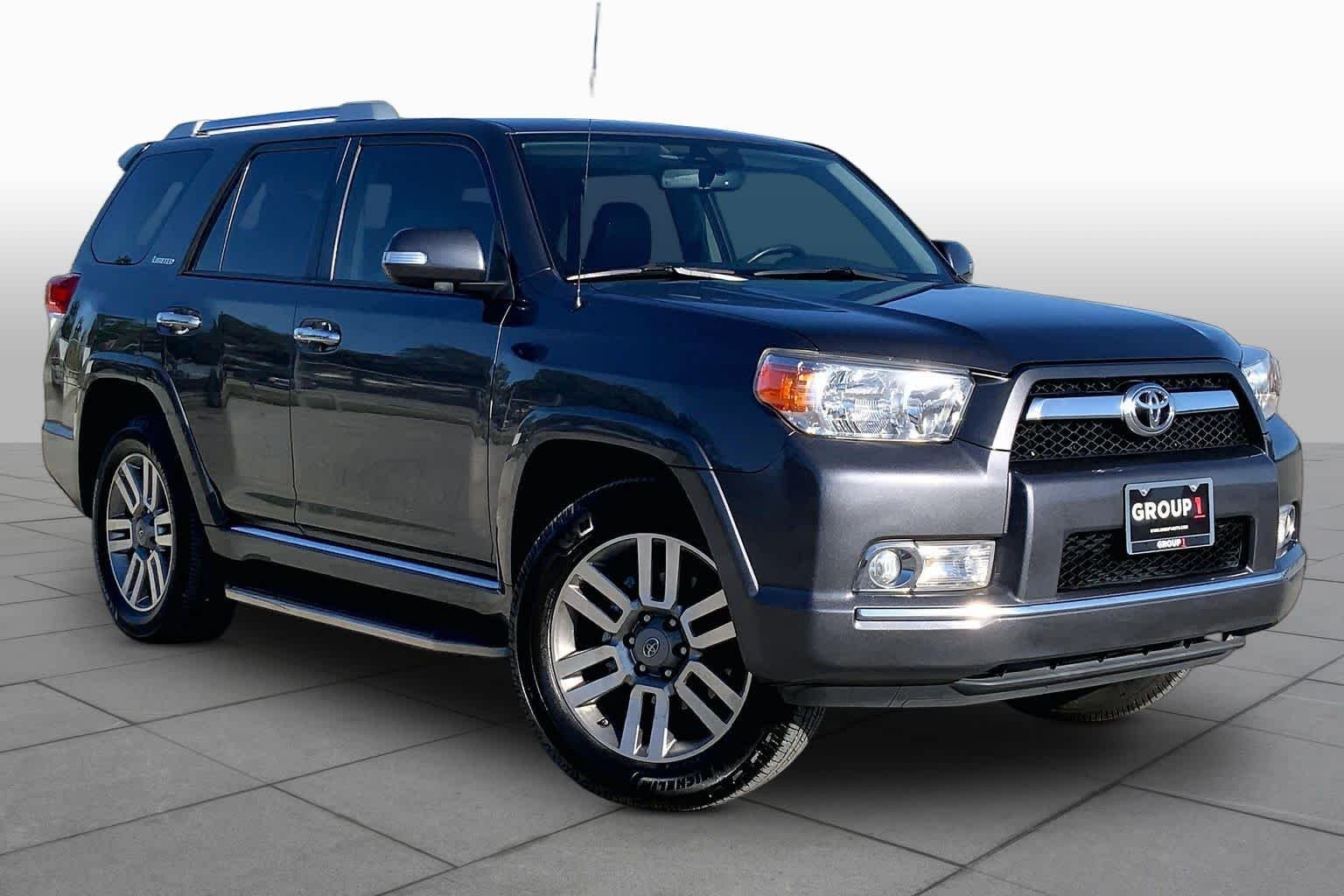 Used 2013 Magnetic Gray Metallic Toyota Limited image 3