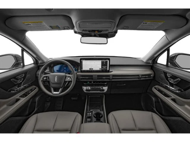 Used 2025 White Lincoln Premiere image 7