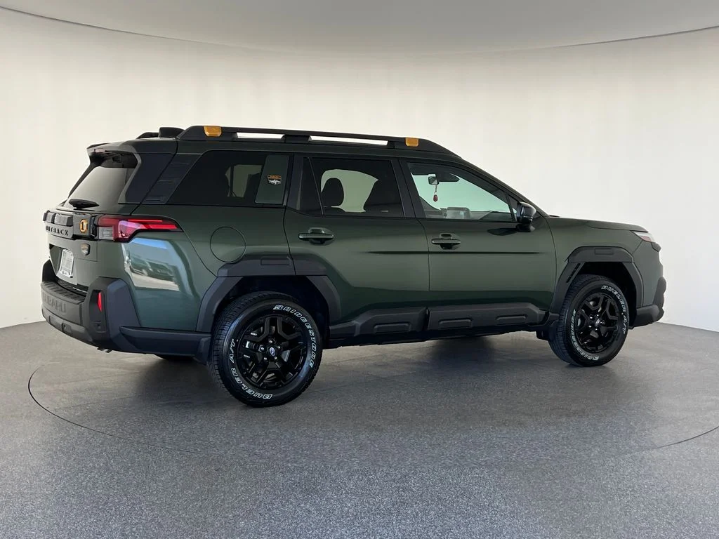 New 2026 DEEP EMERALD GREEN PEARL Subaru Wilderness image 4