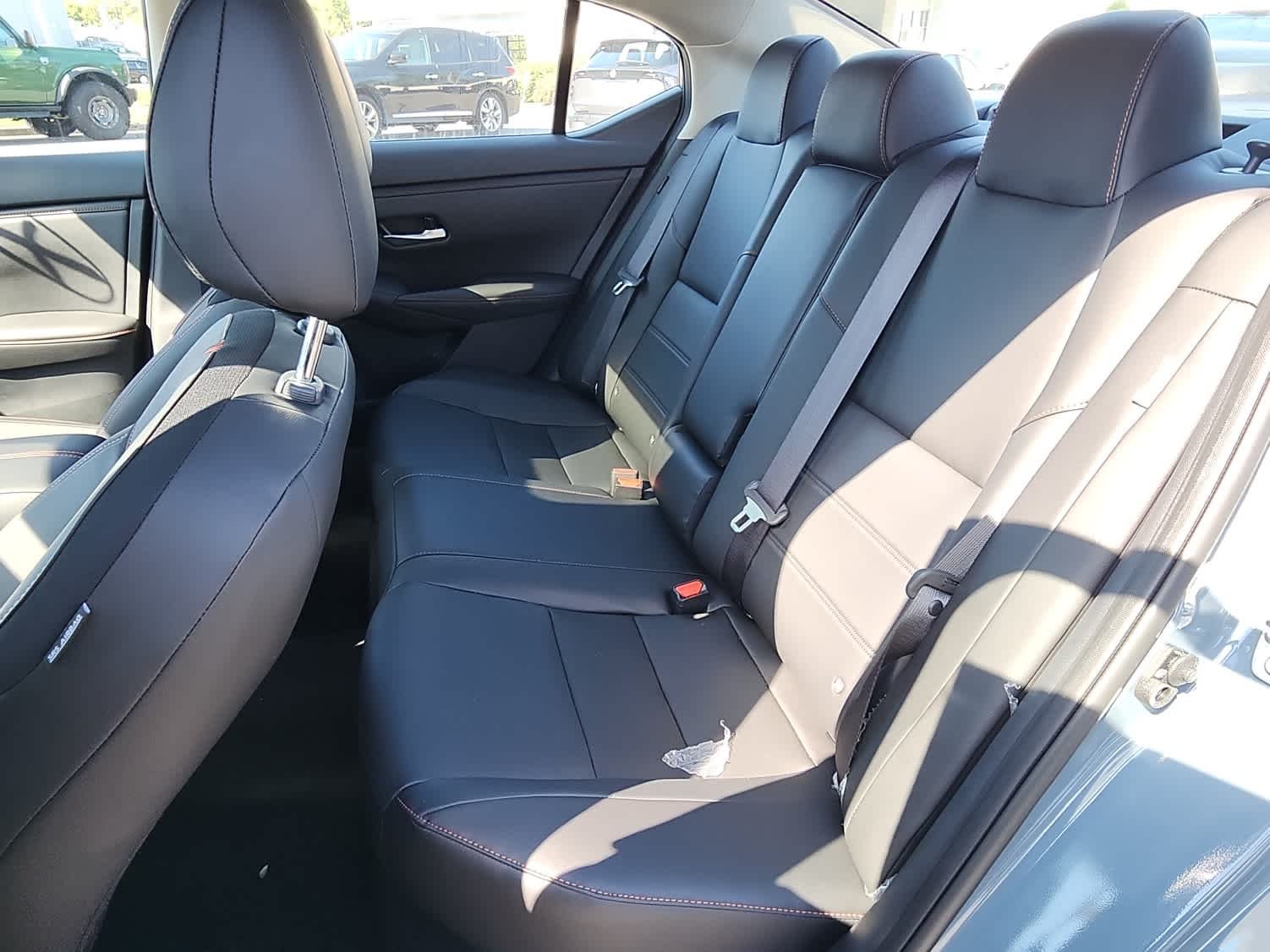 2025 Nissan Sentra SR - Photo 7