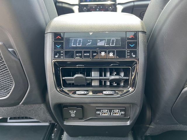 2024 Jeep Grand Cherokee Summit - Photo 13