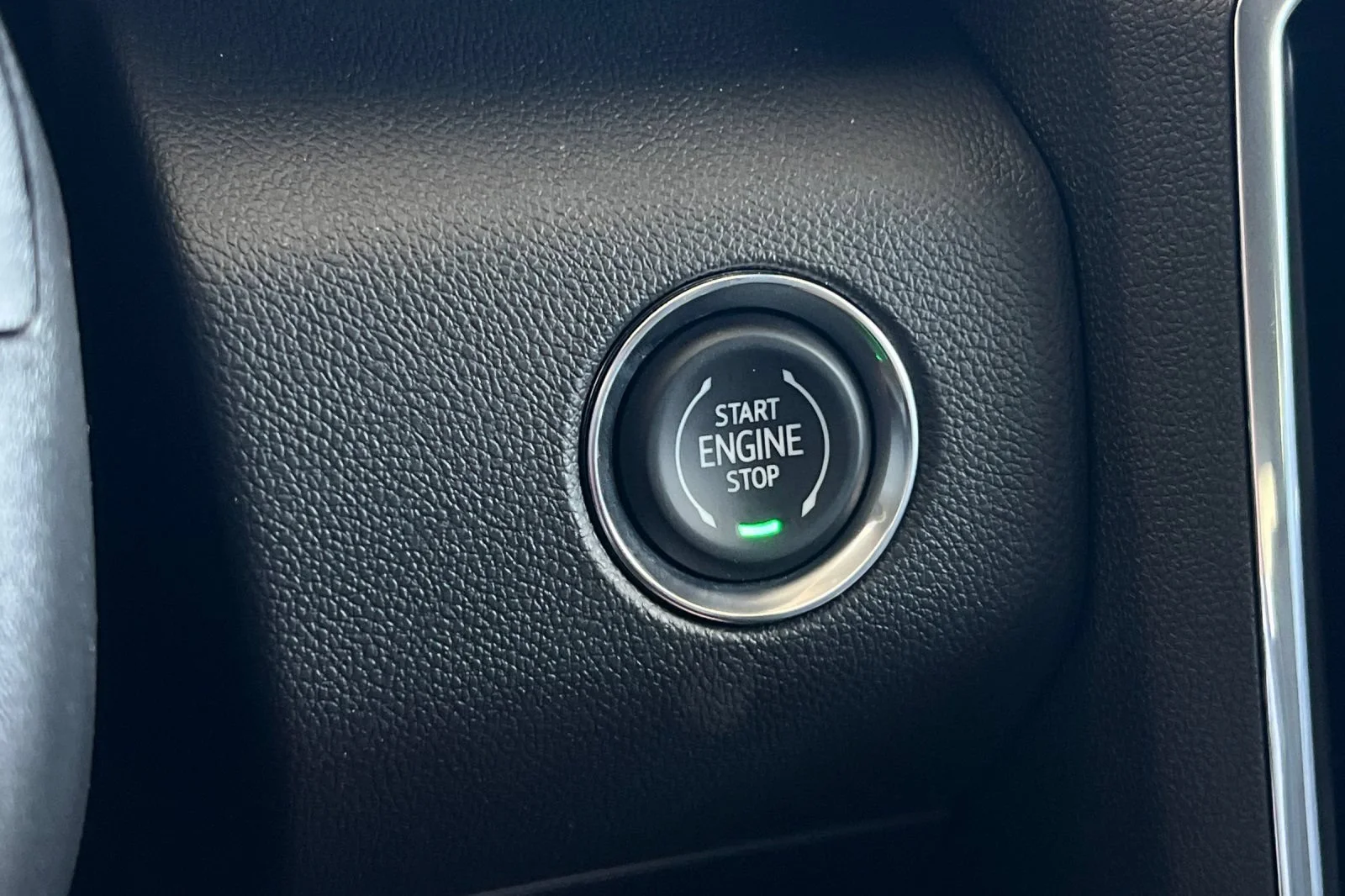 2026 GMC Acadia Denali - Photo 22