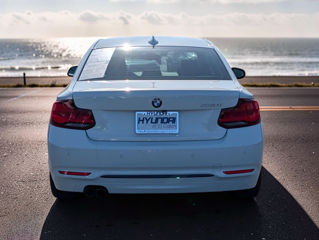 2020 BMW 2 Series 230i - Photo 6