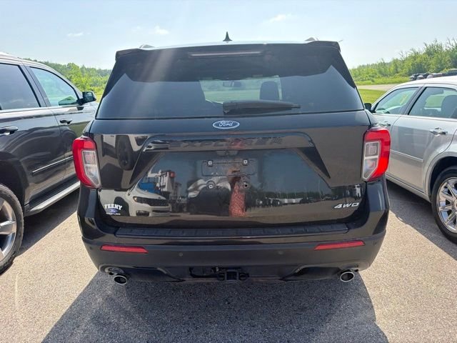 Used 2023 Black Metallic Ford ST-Line image 10