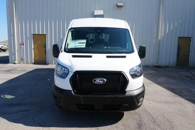 New 2026 Oxford White Ford Passenger Van XL image 7
