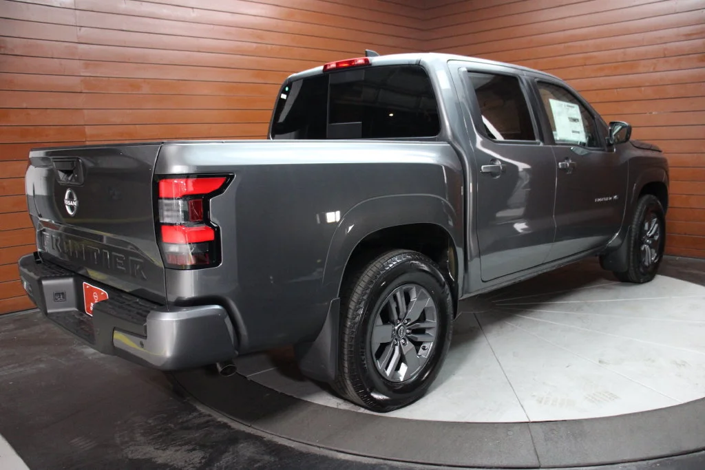 New 2027 Gun Metallic Nissan Crew Cab SV image 20