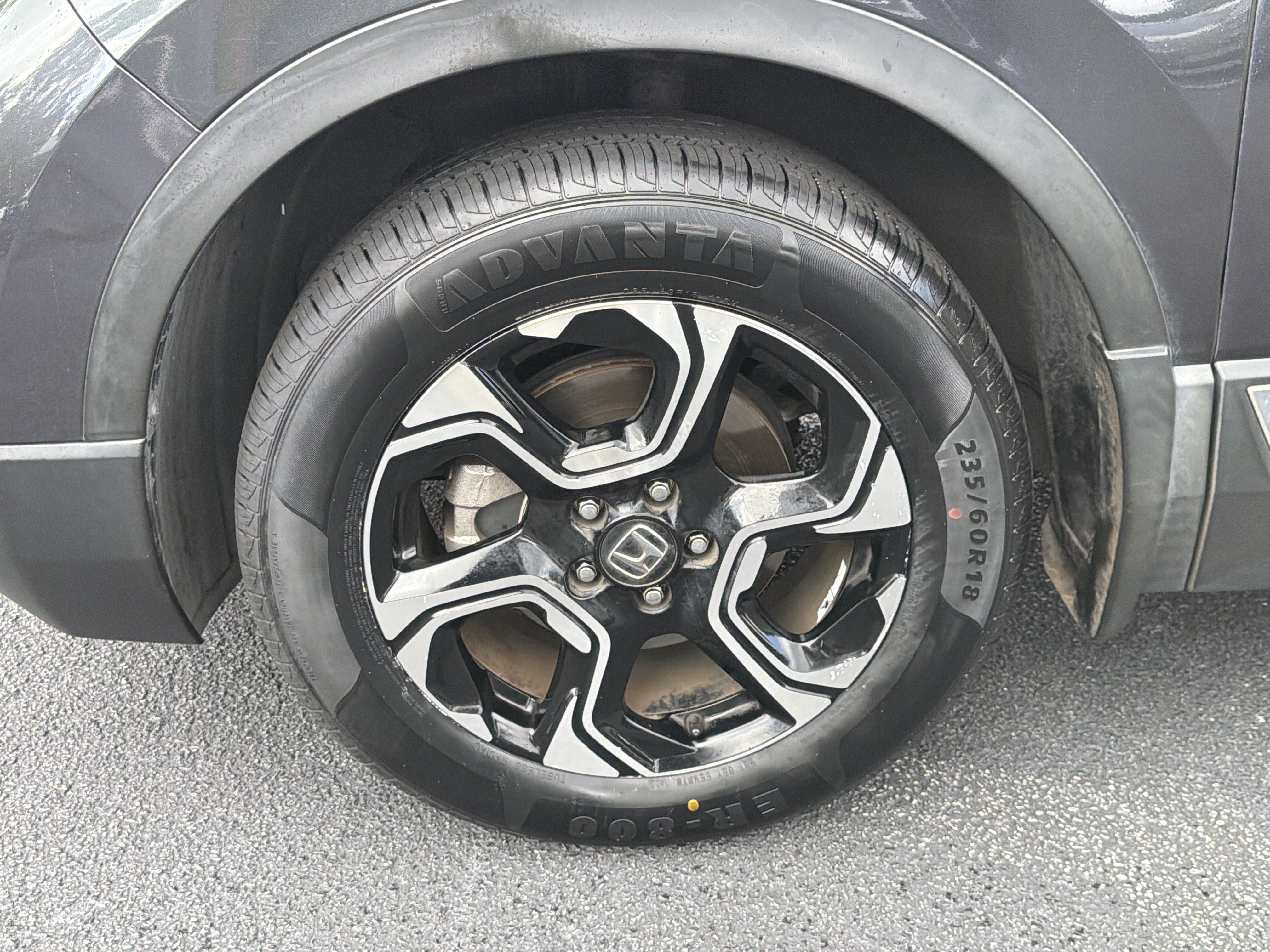 Used 2018 Gunmetal Metallic Honda Touring image 37