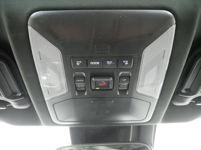 Used 2025 Silver Sky Metallic Toyota Hybrid SE w/ Convenience Pkg & Weather Pkg image 23