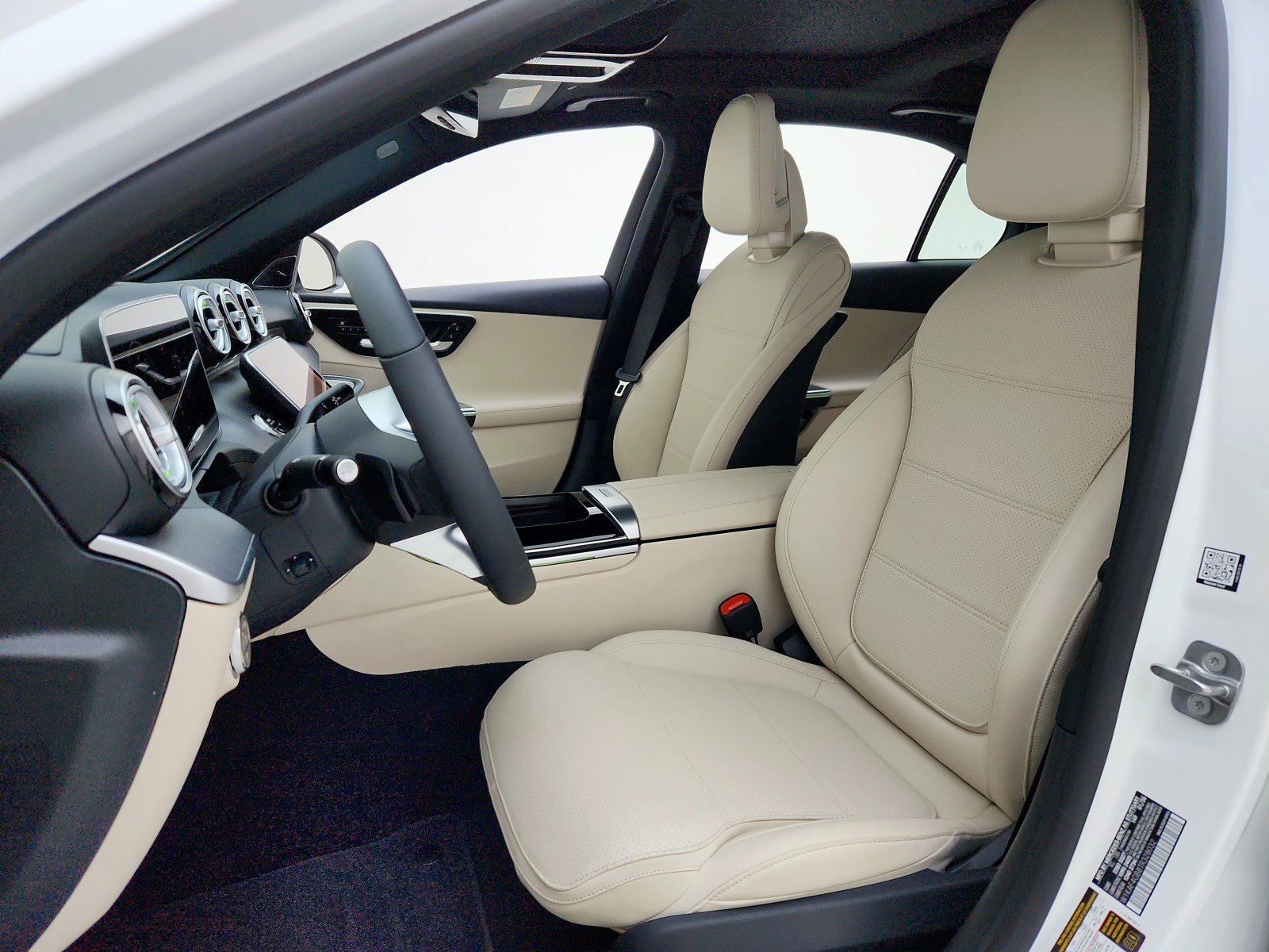 New 2026 Polar White Mercedes-Benz C 300 Sedan image 38