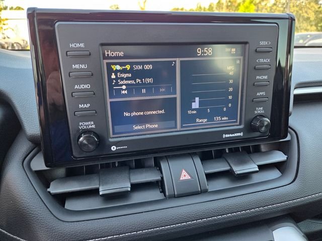 Used 2020  Toyota XLE image 22