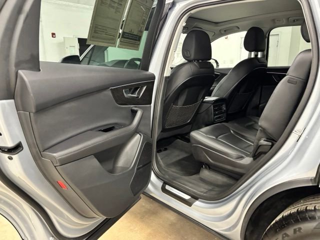 Used 2024  Audi 45 Premium Plus image 18