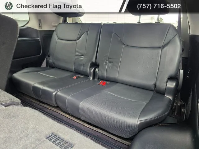 Used 2018 Nebula Gray Pearl Lexus 570 image 44