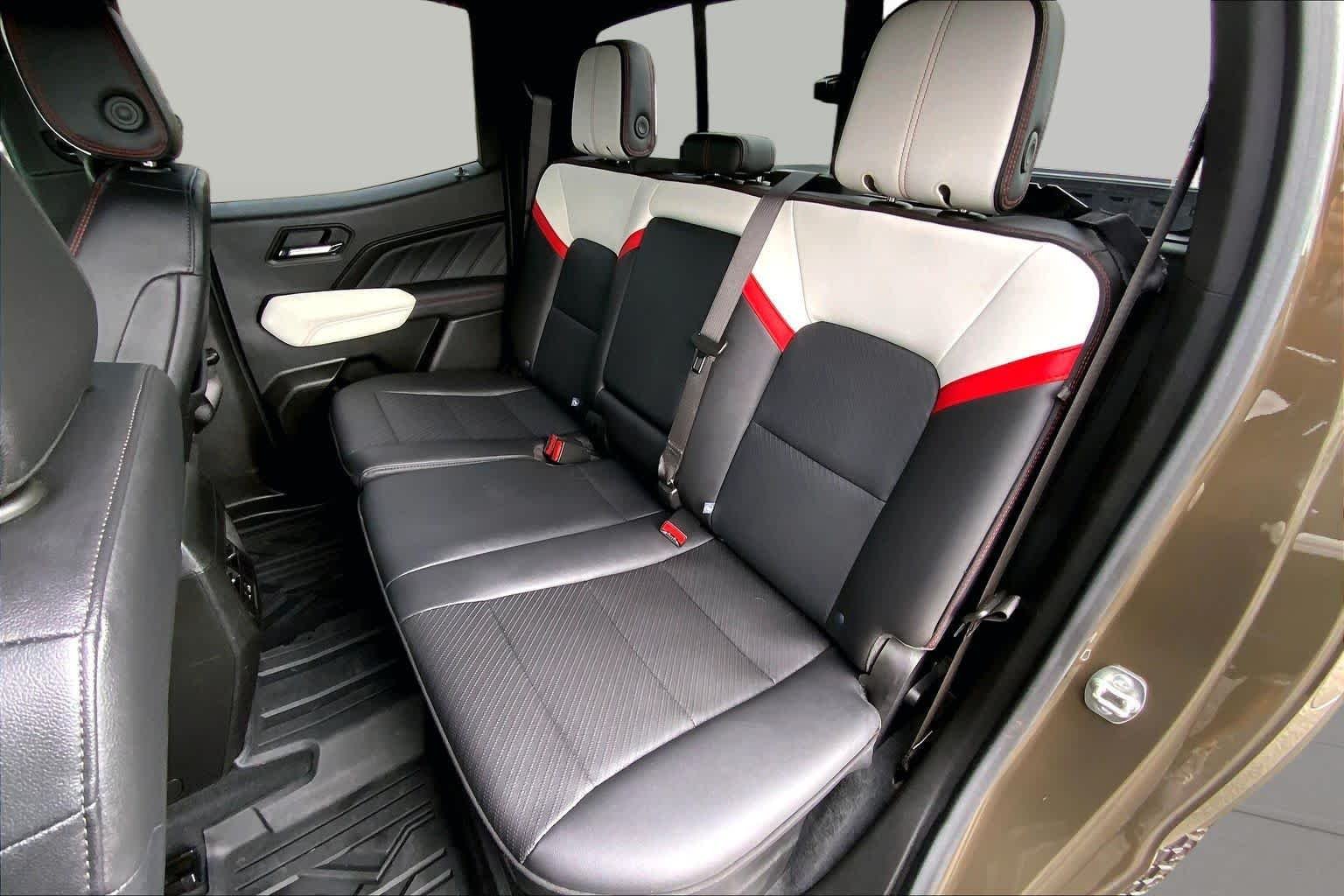 Used 2024 Deep Bronze Metallic GMC 4WD AT4X image 21