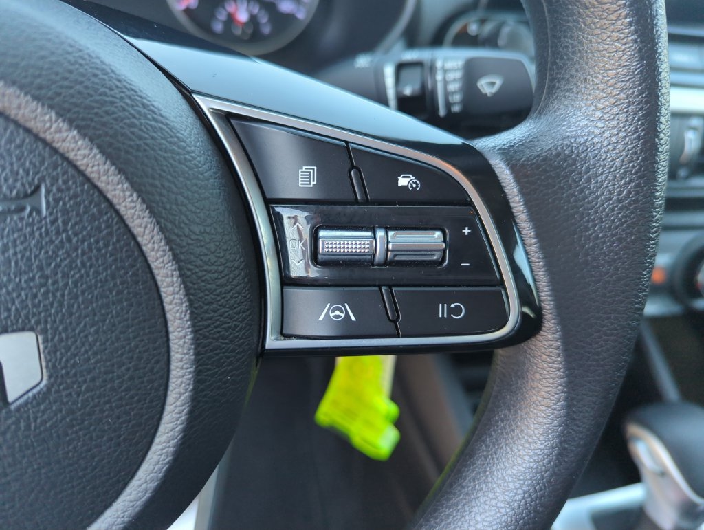 Used 2023 Blue Kia LXS image 23