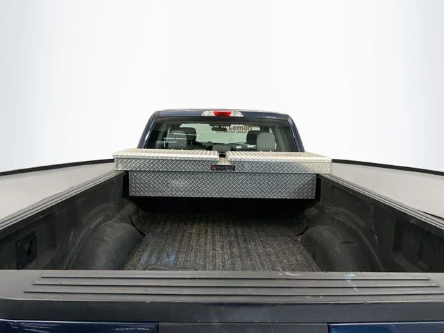 Used 2015 Blue Ford XL image 22