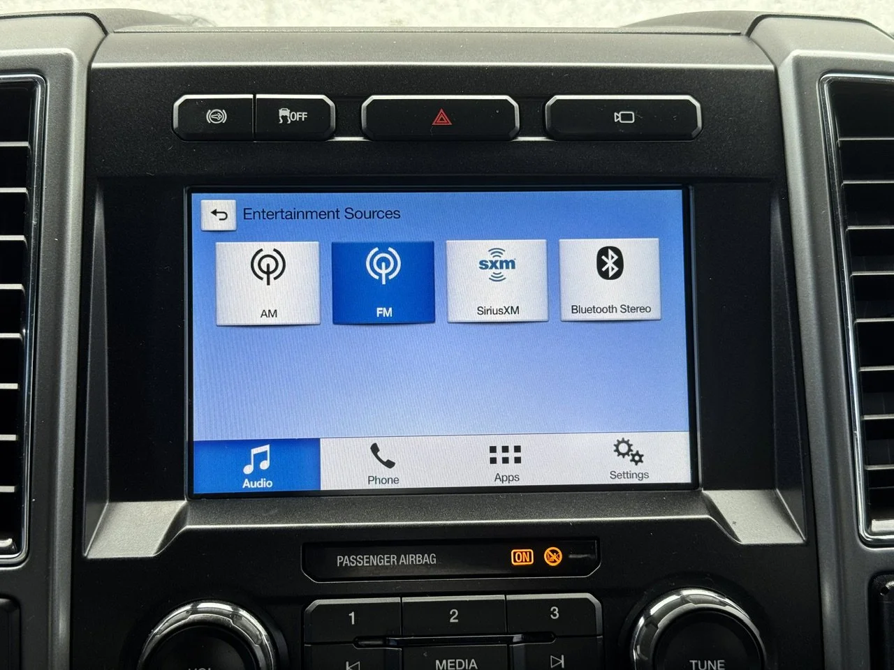 Used 2019 Ingot Silver Ford XLT image 21