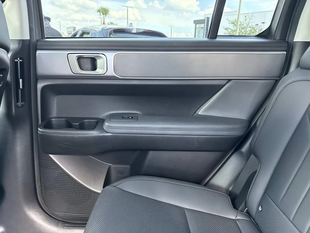 2025 Hyundai Santa Fe XRT - Photo 17