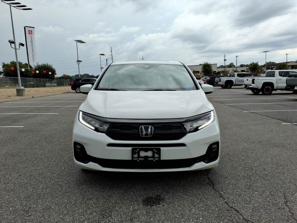 Used 2026 White Honda EX-L image 10