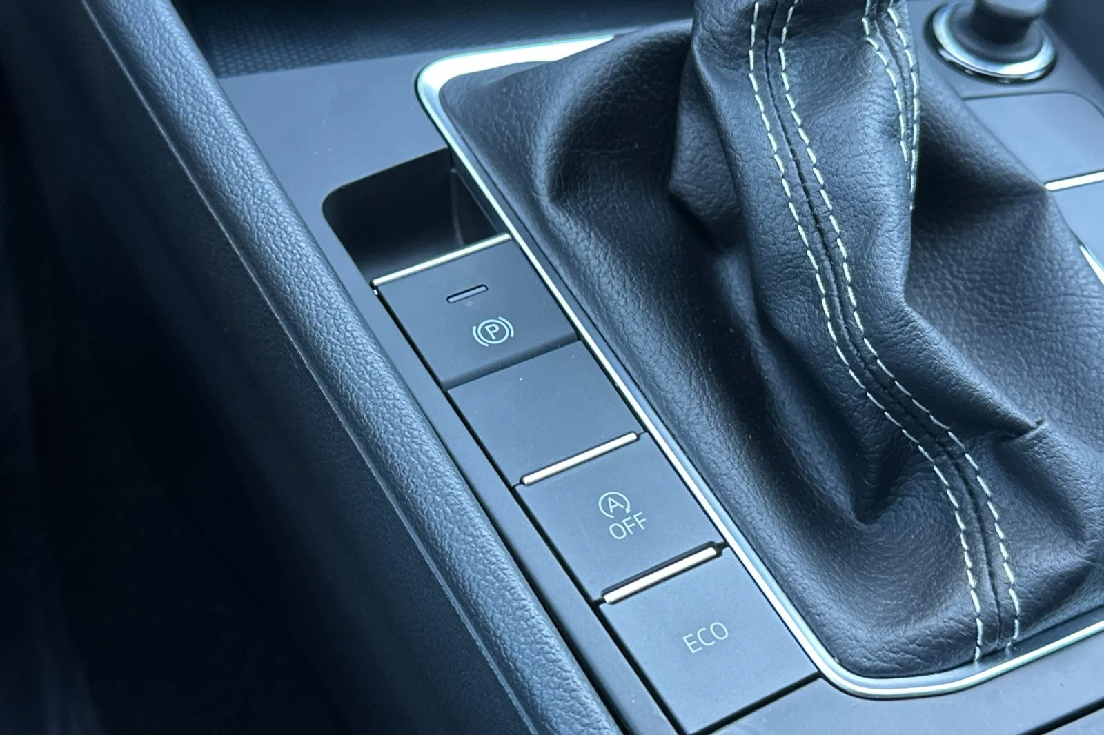 2026 Volkswagen Jetta Sport - Photo 25