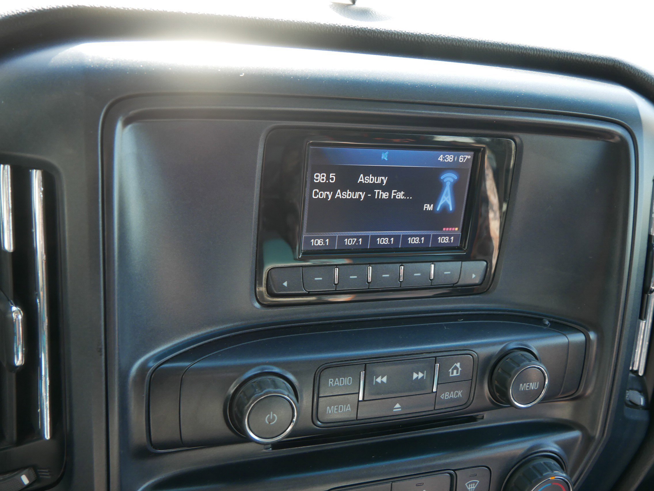 Used 2014 White Chevrolet Work Truck image 22