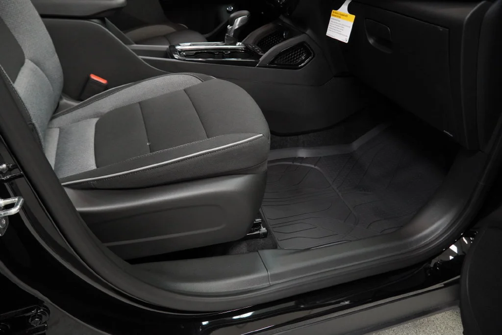 New 2026 Mosaic Black Metallic Chevrolet LT image 35