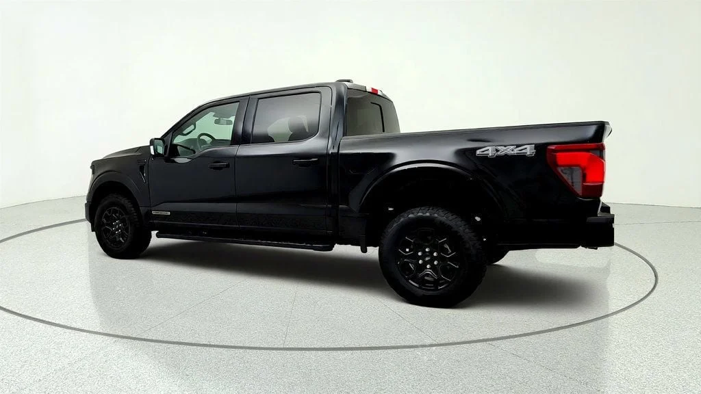 Used 2025 Agate Black Metallic Ford XLT 4WD SuperCrew 5.5
