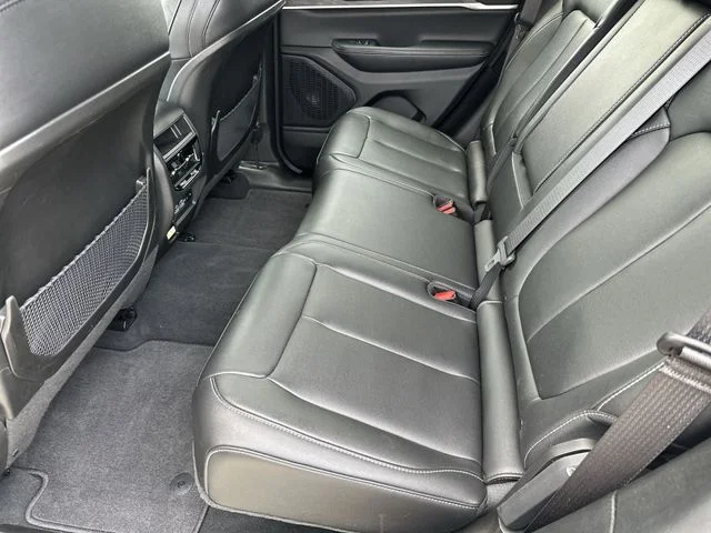 Used 2024 White Jeep Limited image 27