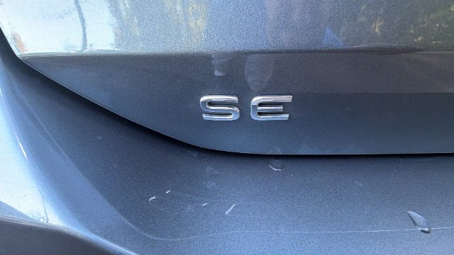 Used 2026 Gray Volkswagen SE image 9