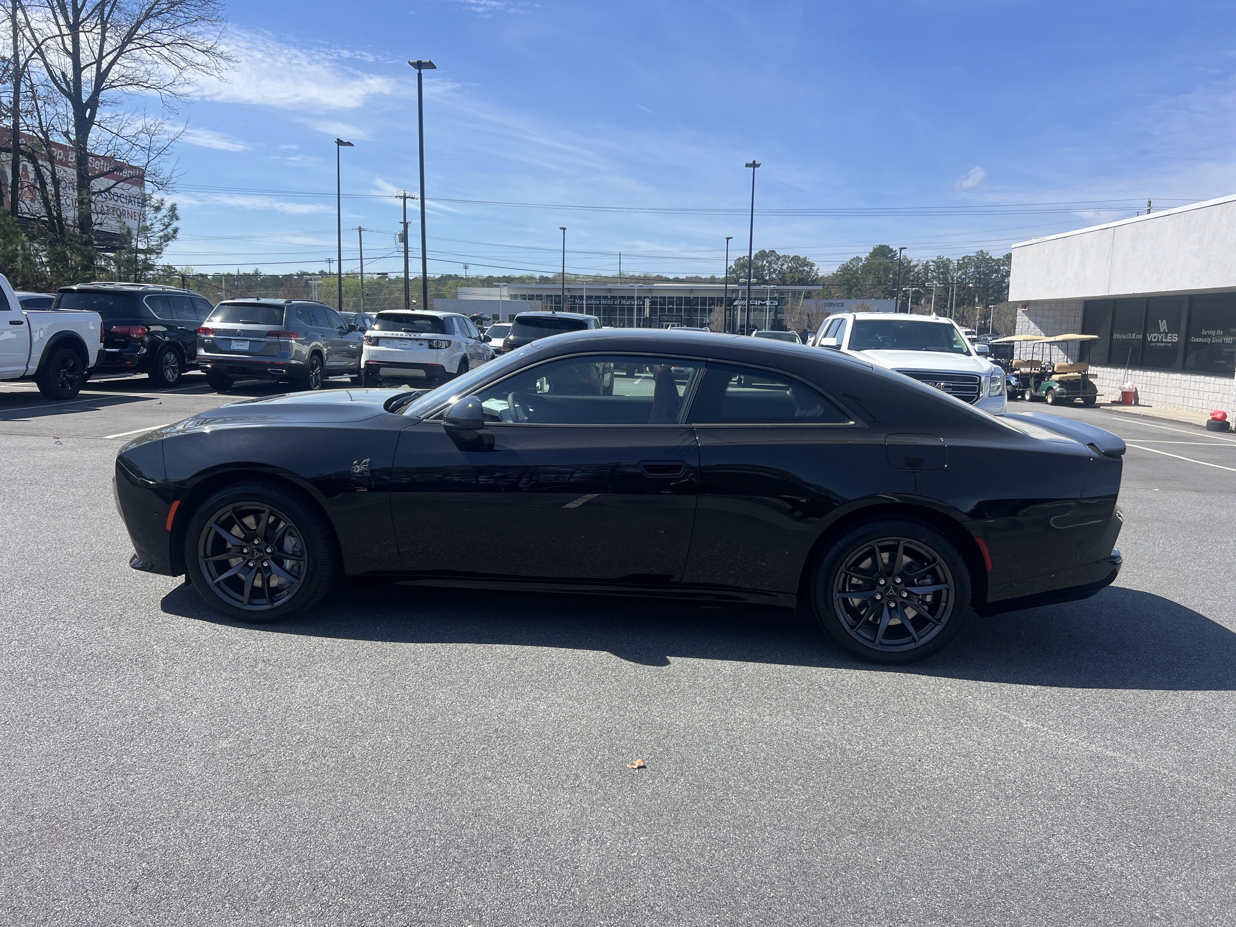 New 2026 Diamond Black Crystal Pearlcoat Dodge Scat Pack Plus image 4