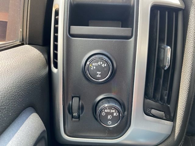 Used 2017 Red GMC SLE image 22