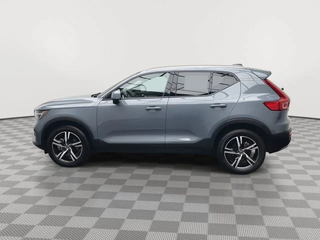 2023 Volvo XC40 Core - Photo 34