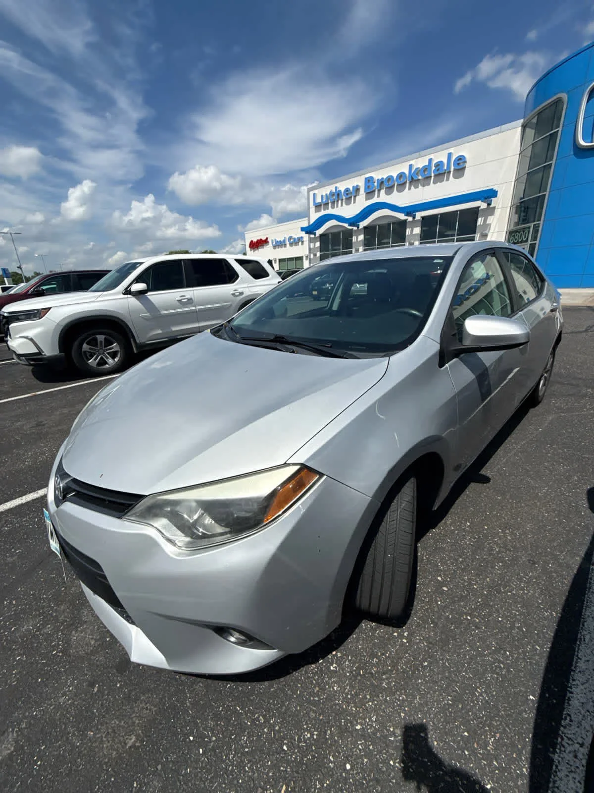 Used 2015 Classic Silver Metallic Toyota LE Plus image 6