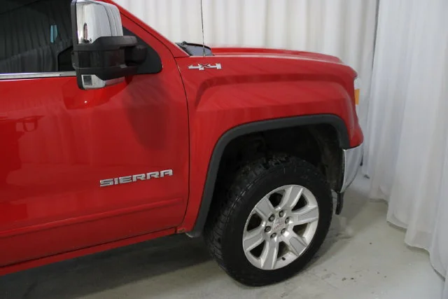 Used 2014 FIRE RED GMC SLE image 34