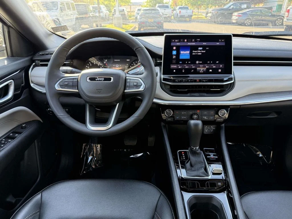 Used 2024 White Jeep Limited image 16