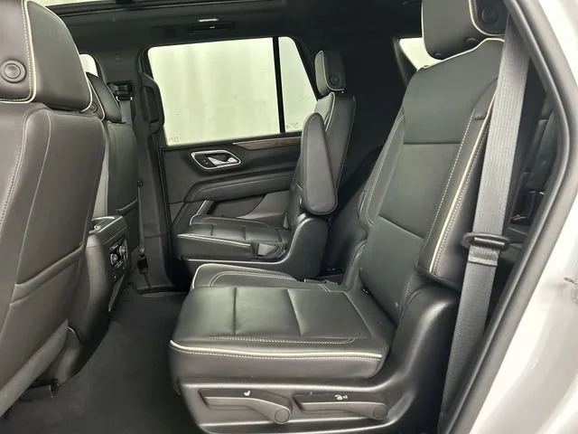 Used 2023 SUMMIT WHITE Chevrolet Premier image 26