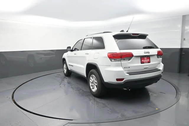 Used 2019 White Jeep Laredo E image 57