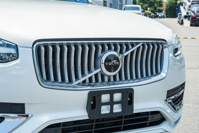 Certified Used 2024 Crystal White Volvo Plus image 12