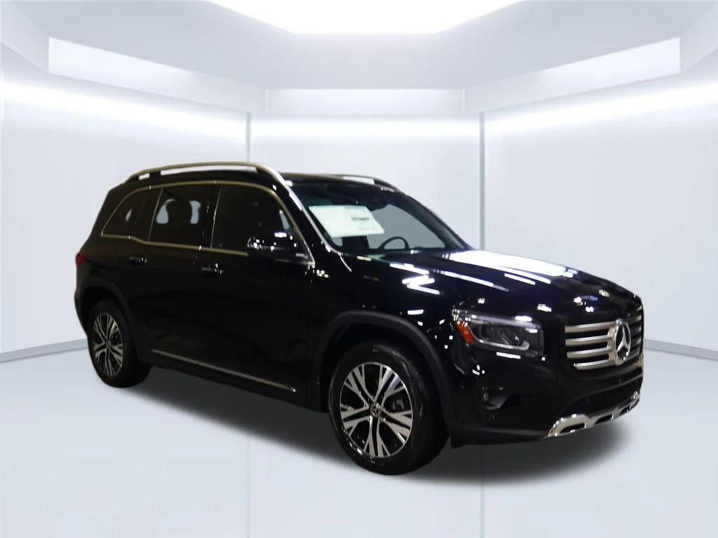 New 2026 Night Black Mercedes-Benz GLB 250 image 41