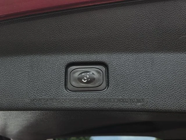 Used 2018 Ruby Red Metallic Ford Platinum image 26