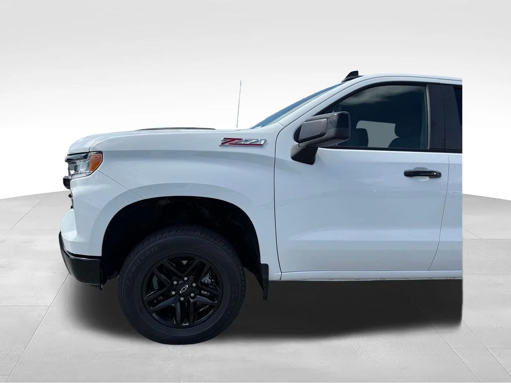 Used 2024 White Chevrolet LT Trail Boss image 24