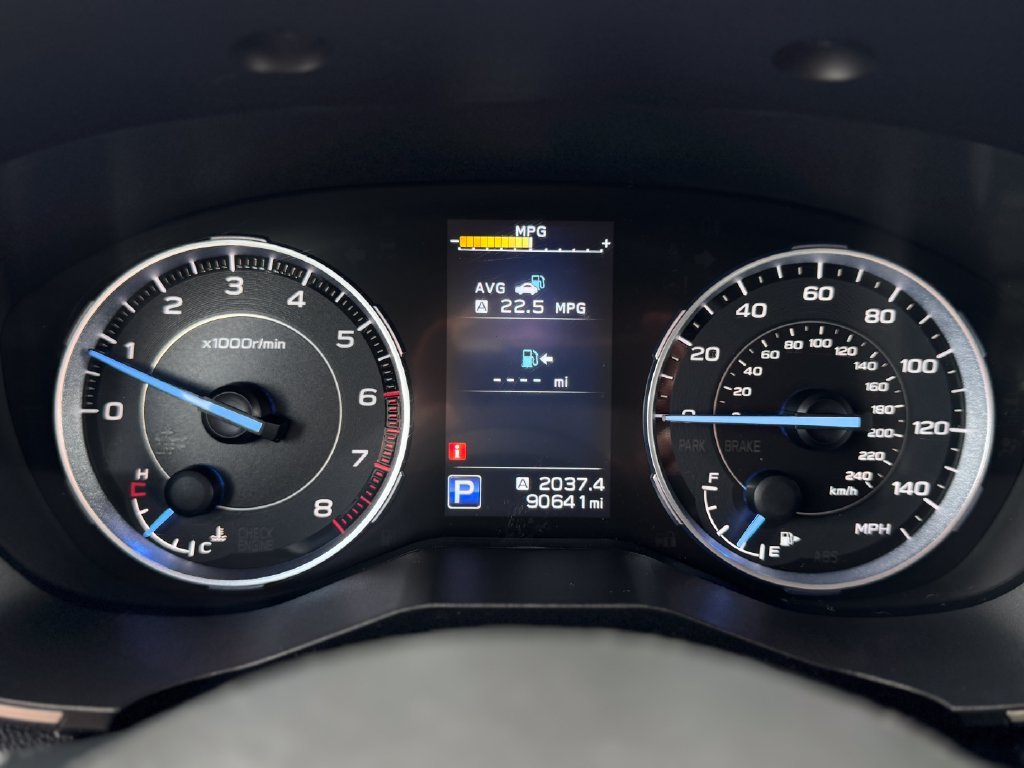 Used 2021 Abyss Blue Pearl Subaru Limited image 19