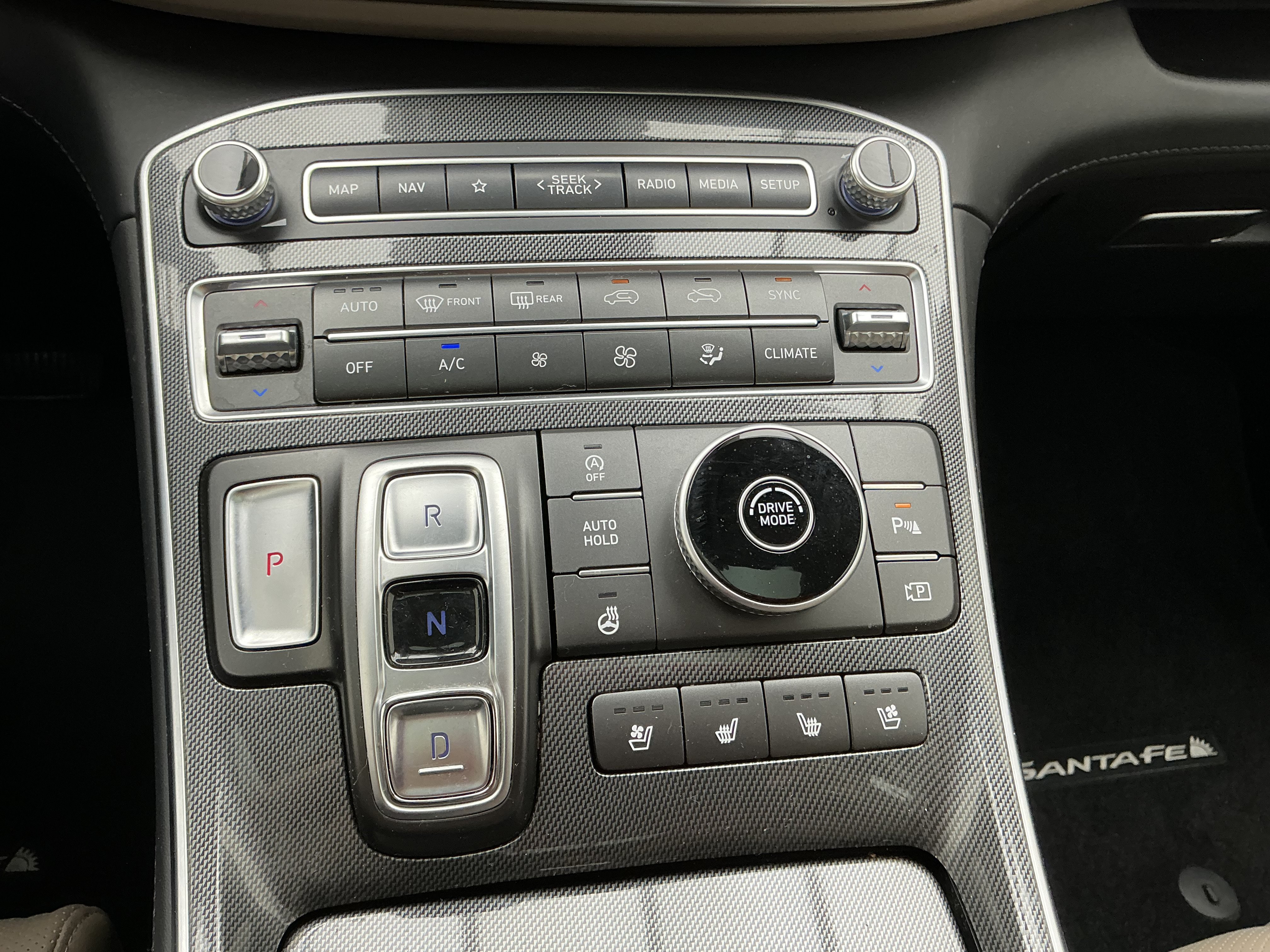 Used 2021 Quartz White Hyundai Limited image 12